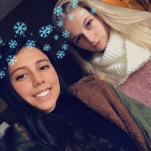 Meet your Posher, Ashley